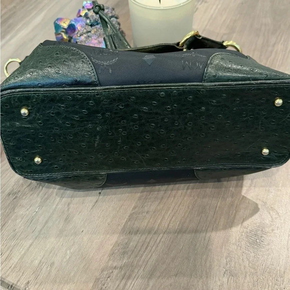 MCM BUCKET BAG LEATHER MEDIUM - Picture 9 of 14